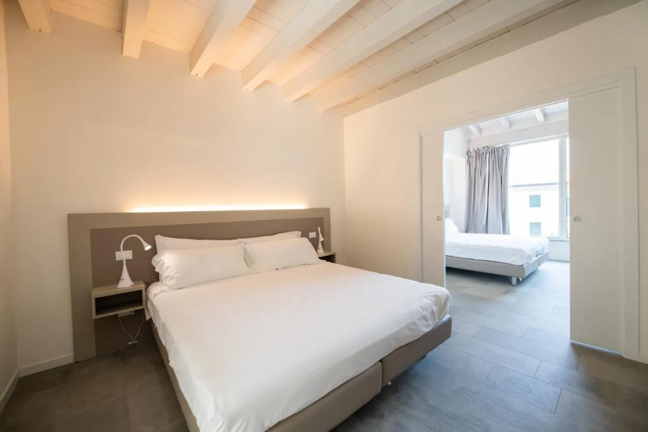 Guest house L'Agrumeto Manerba del Garda Italy